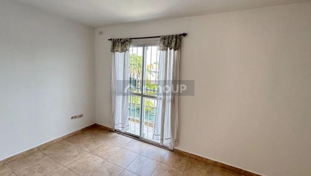 P H en Venta en Merlo, G.B.A. Zona Oeste