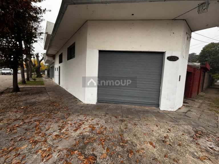 Local Comercial en Alquiler en Ituzaingo, G.B.A. Zona Oeste