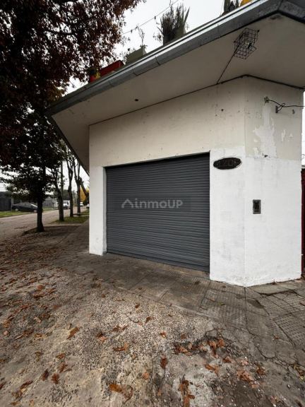Local Comercial en Alquiler en Ituzaingo, G.B.A. Zona Oeste