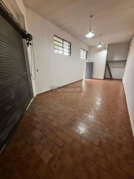 Local Comercial en Alquiler en Ituzaingo, G.B.A. Zona Oeste