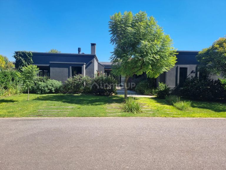 Casa en Venta en San Miguel, G.B.A. Zona Norte