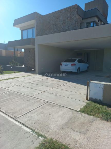 Casa en Alquiler en Lujan de Cuyo, Mendoza