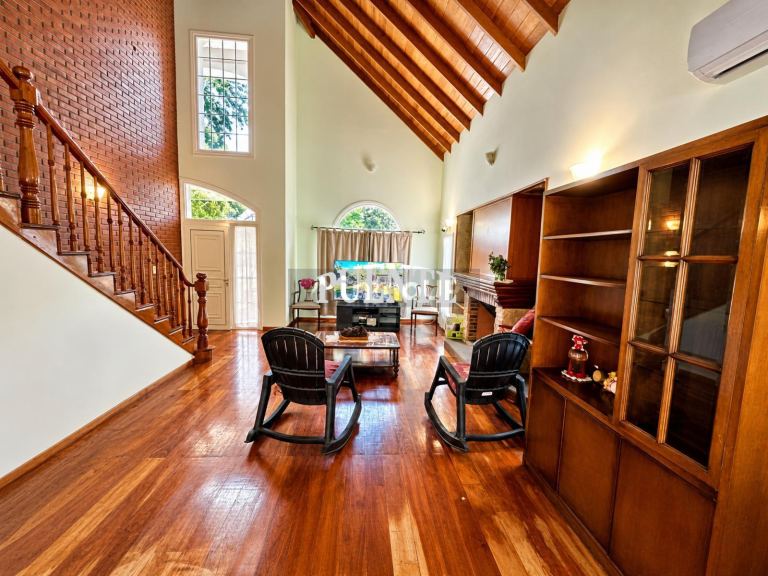 Casa en Alquiler en Esteban Echeverria, G.B.A. Zona Sur