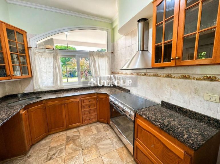 Casa en Alquiler en Esteban Echeverria, G.B.A. Zona Sur