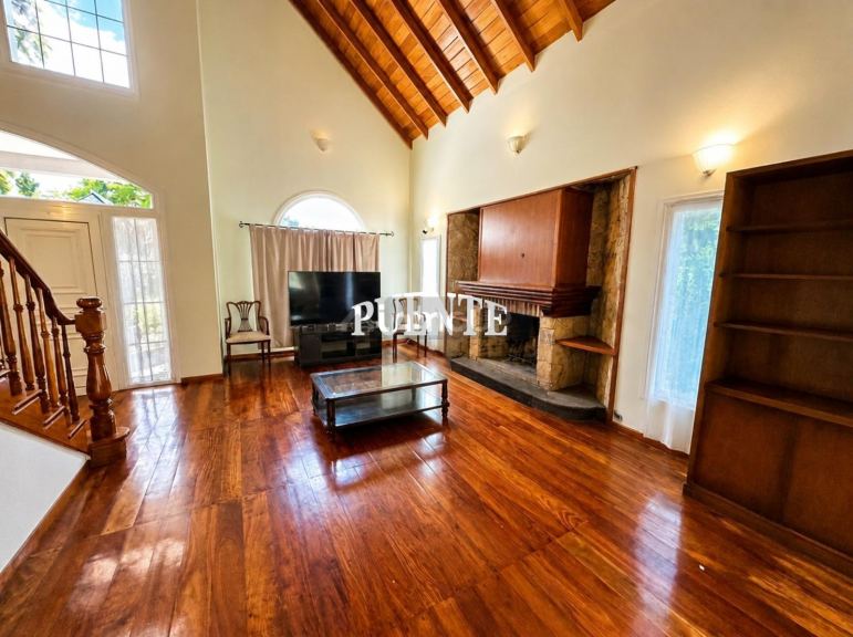 Casa en Alquiler en Esteban Echeverria, G.B.A. Zona Sur