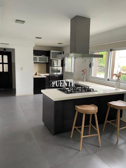 Casa en Venta en Ezeiza, G.B.A. Zona Sur