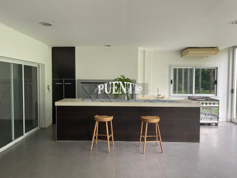 Casa en Venta en Ezeiza, G.B.A. Zona Sur