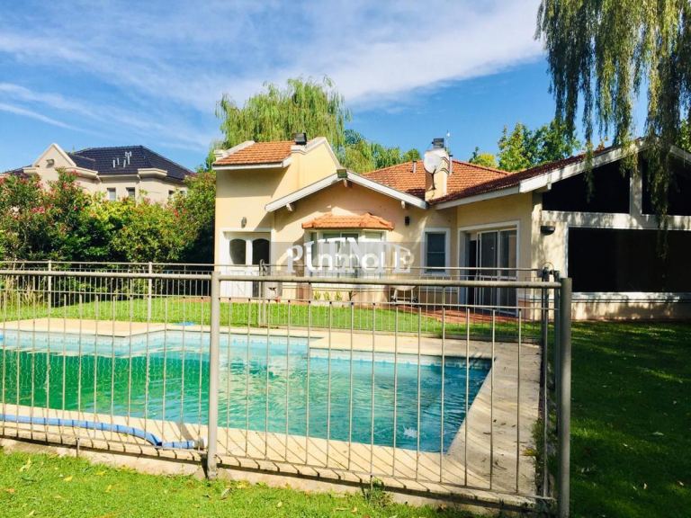 Casa en Venta en Ezeiza, G.B.A. Zona Sur