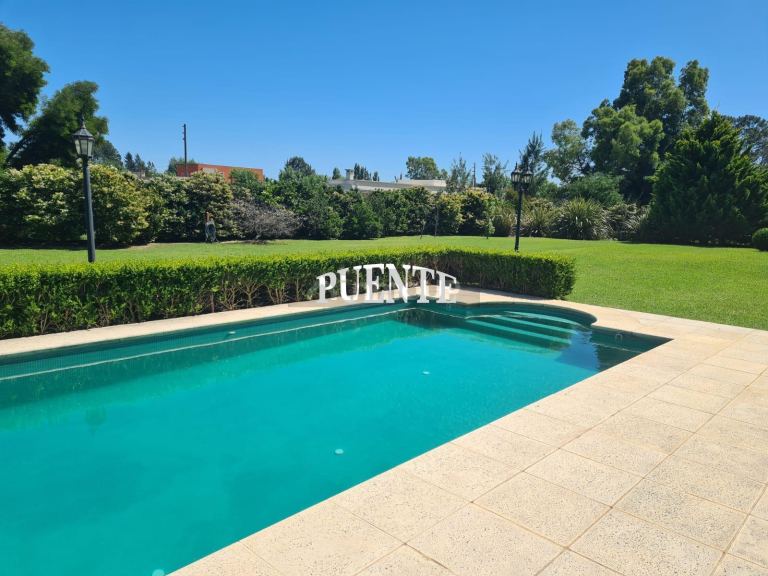 Casa en Venta en San Vicente, G.B.A. Zona Sur