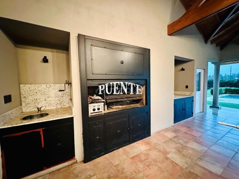 Casa en Venta en San Vicente, G.B.A. Zona Sur