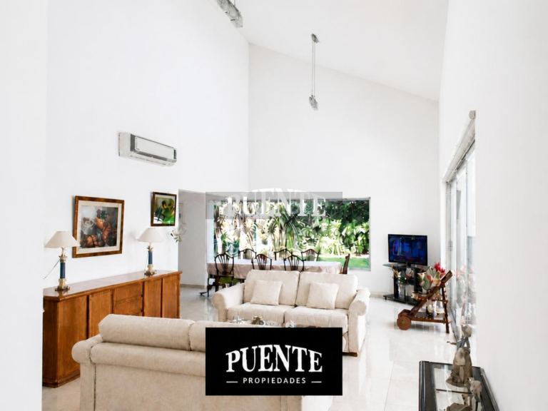 Casa en Venta en Esteban Echeverria, G.B.A. Zona Sur