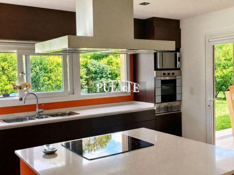 Casa en Venta en Ezeiza, G.B.A. Zona Sur