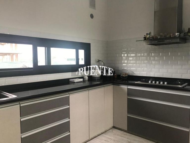 Casa en Venta en Ezeiza, G.B.A. Zona Sur