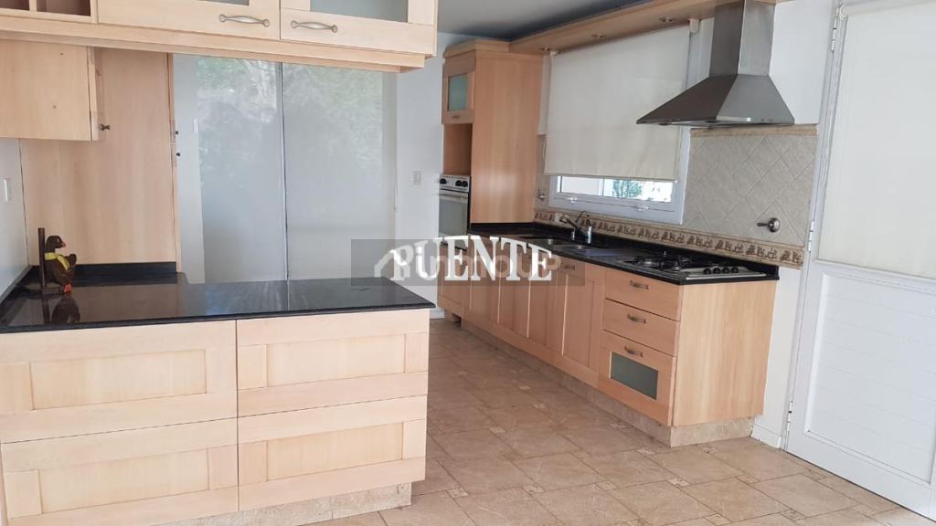 Casa en Alquiler en Ezeiza, G.B.A. Zona Sur