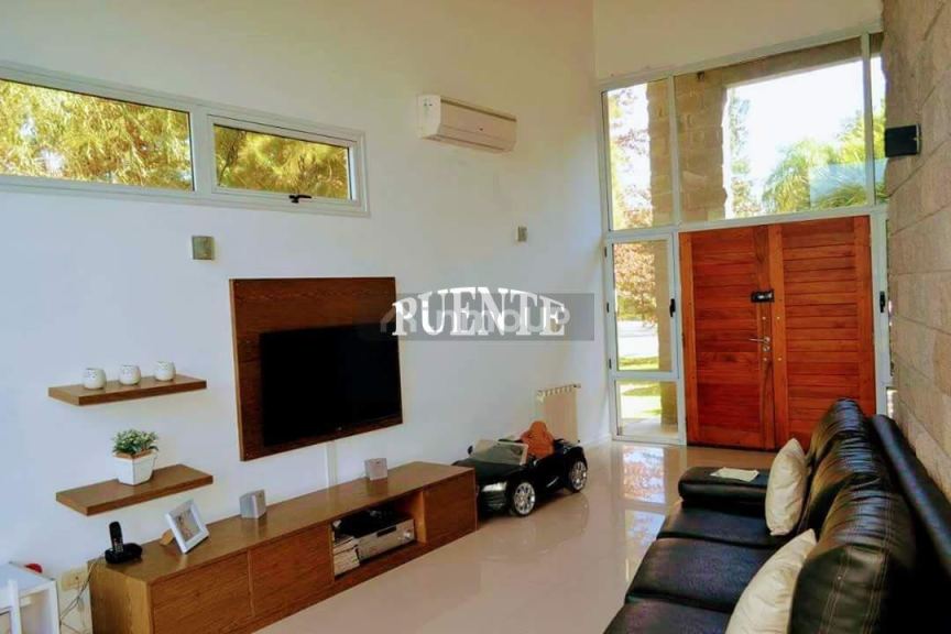 Casa en Venta en Esteban Echeverria, G.B.A. Zona Sur