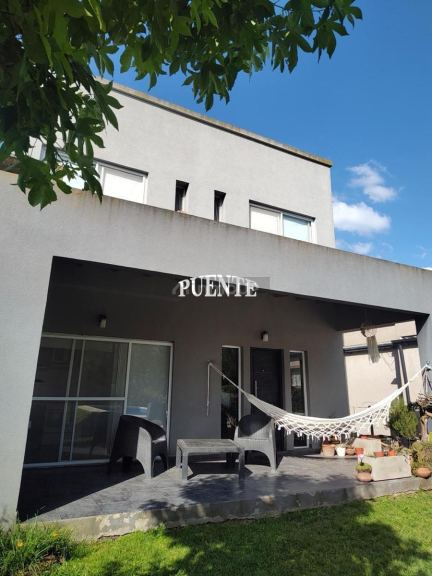 Casa en Venta en San Vicente, G.B.A. Zona Sur