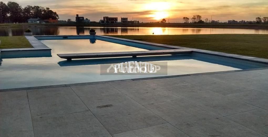 Casa en Venta en Esteban Echeverria, G.B.A. Zona Sur