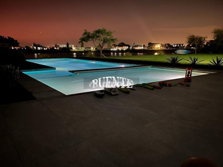Casa en Venta en Esteban Echeverria, G.B.A. Zona Sur