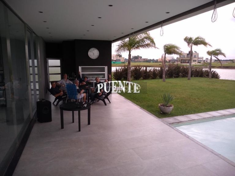 Casa en Venta en Esteban Echeverria, G.B.A. Zona Sur