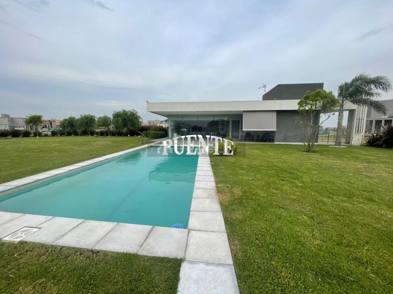 Casa en Venta en Esteban Echeverria, G.B.A. Zona Sur
