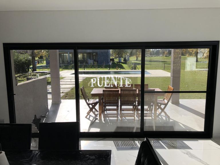 Casa en Venta en San Vicente, G.B.A. Zona Sur
