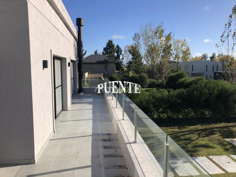 Casa en Venta en San Vicente, G.B.A. Zona Sur