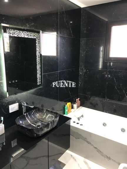 Casa en Venta en San Vicente, G.B.A. Zona Sur