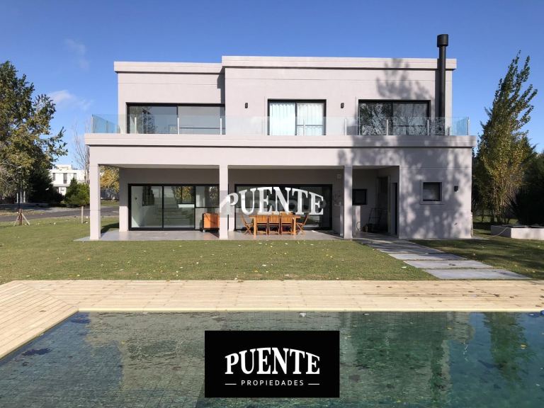 Casa en Venta en San Vicente, G.B.A. Zona Sur
