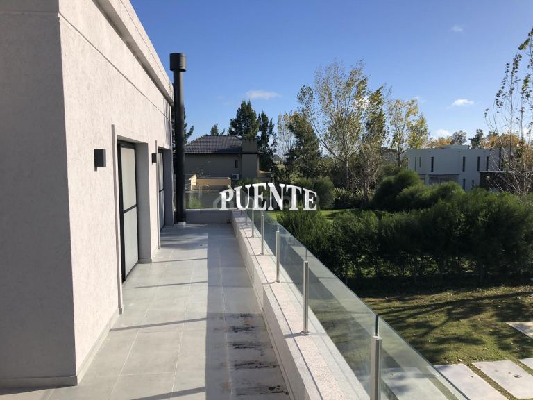 Casa en Venta en San Vicente, G.B.A. Zona Sur