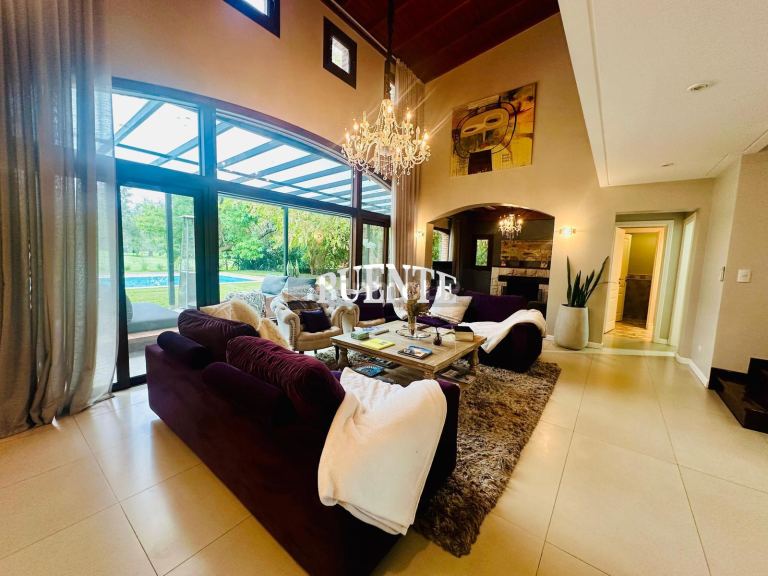 Casa en Venta en Esteban Echeverria, G.B.A. Zona Sur