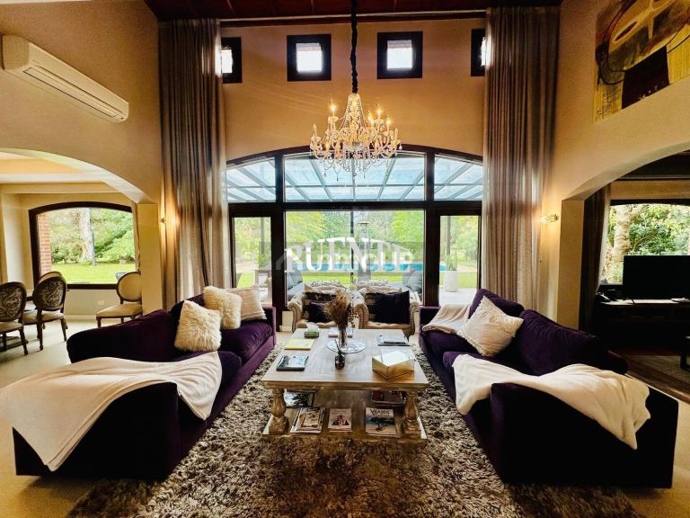 Casa en Venta en Esteban Echeverria, G.B.A. Zona Sur