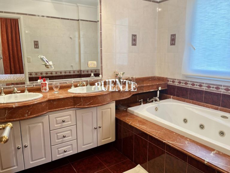 Casa en Venta en Esteban Echeverria, G.B.A. Zona Sur