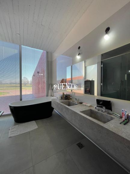 Casa en Venta en Ezeiza, G.B.A. Zona Sur