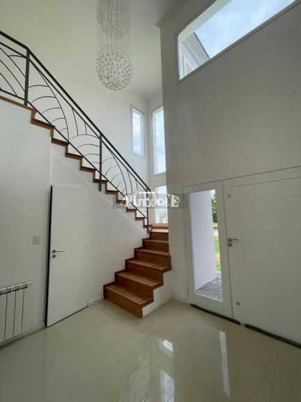 Casa en Alquiler en San Vicente, G.B.A. Zona Sur