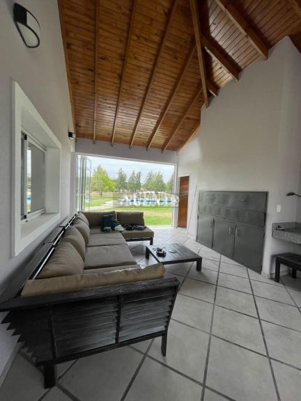 Casa en Alquiler en San Vicente, G.B.A. Zona Sur