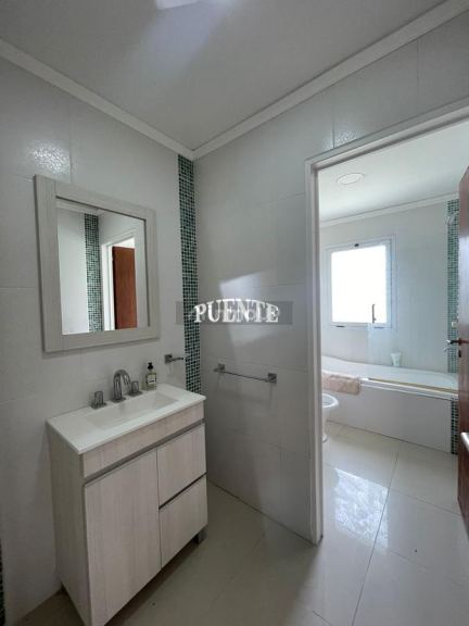 Casa en Alquiler en San Vicente, G.B.A. Zona Sur