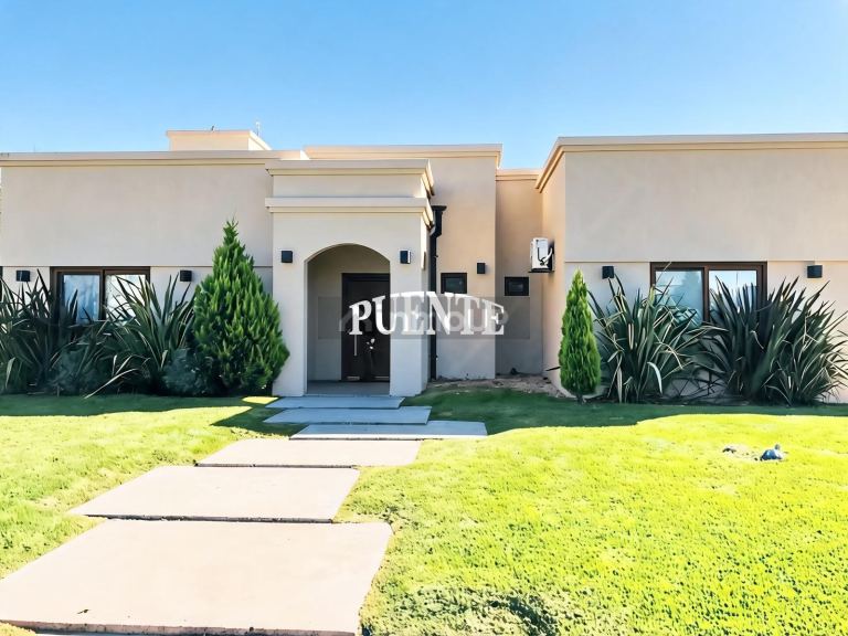 Casa en Venta en Esteban Echeverria, G.B.A. Zona Sur