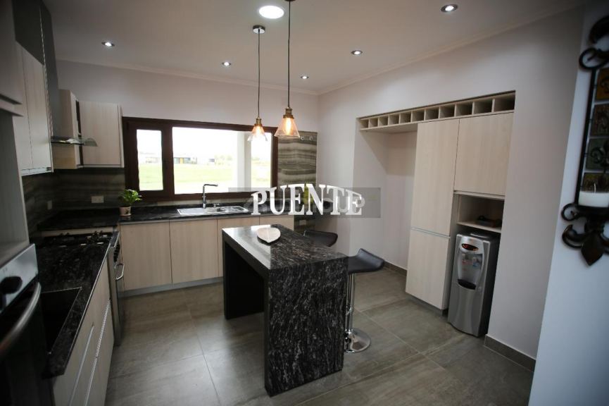 Casa en Venta en Ezeiza, G.B.A. Zona Sur