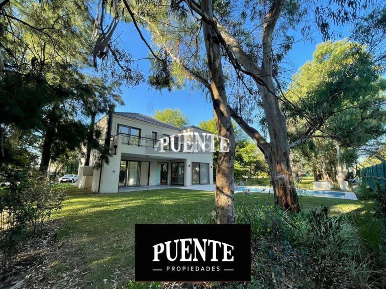 Casa en Venta en Esteban Echeverria, G.B.A. Zona Sur
