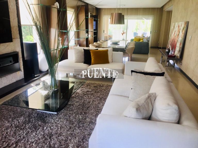 Casa en Venta en Esteban Echeverria, G.B.A. Zona Sur