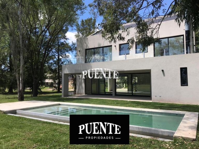 Casa en Venta en Esteban Echeverria, G.B.A. Zona Sur