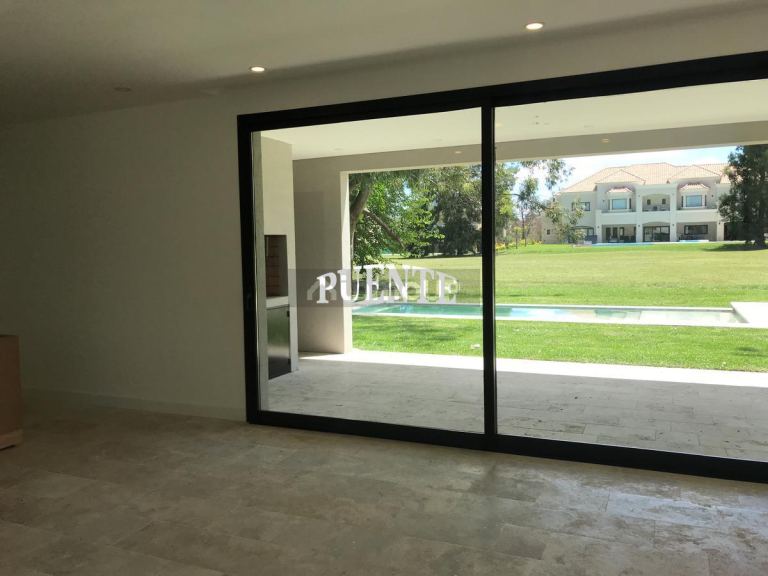 Casa en Venta en Esteban Echeverria, G.B.A. Zona Sur