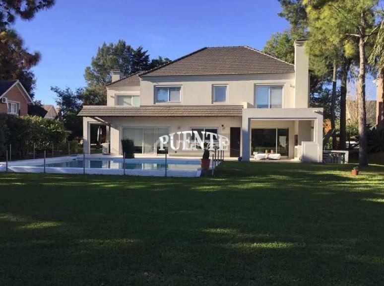 Casa en Venta en Esteban Echeverria, G.B.A. Zona Sur