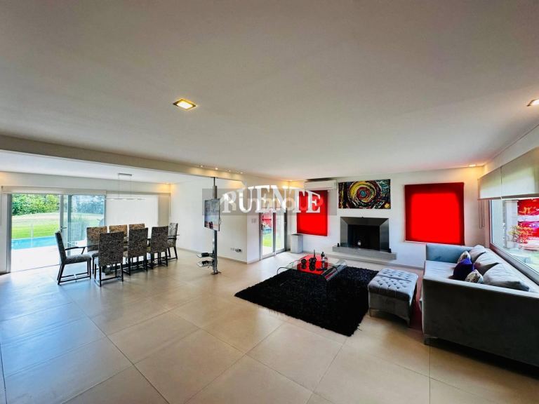 Casa en Venta en Esteban Echeverria, G.B.A. Zona Sur