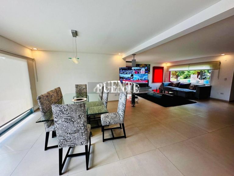 Casa en Venta en Esteban Echeverria, G.B.A. Zona Sur