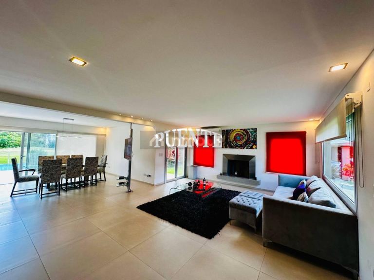 Casa en Venta en Esteban Echeverria, G.B.A. Zona Sur