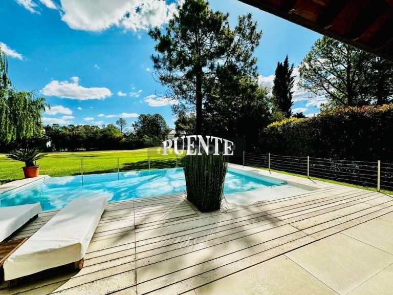 Casa en Venta en Esteban Echeverria, G.B.A. Zona Sur