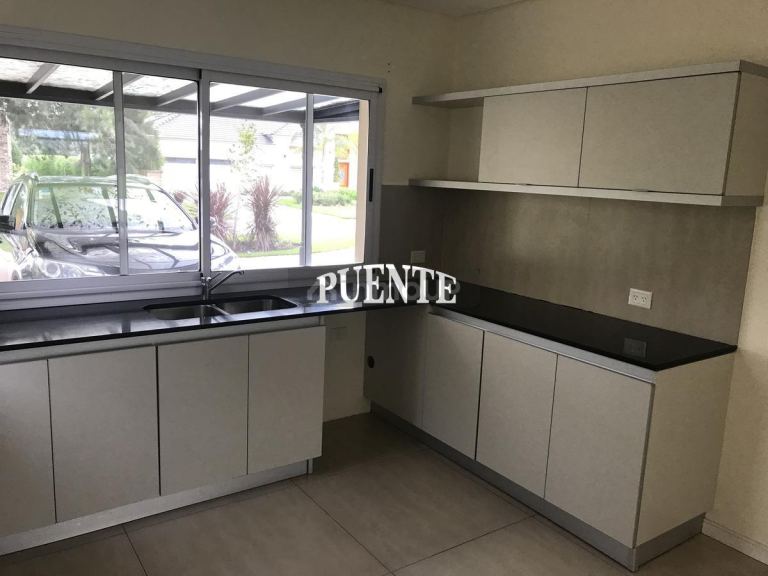 Casa en Venta en Esteban Echeverria, G.B.A. Zona Sur