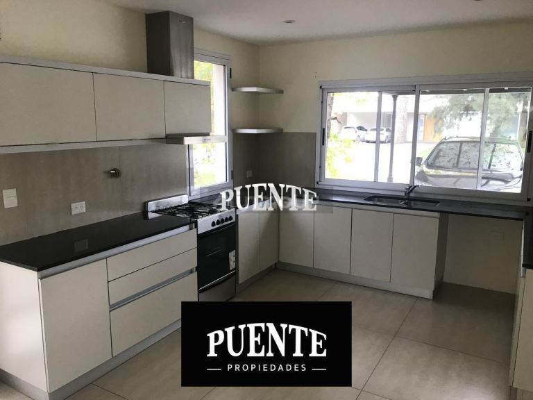 Casa en Venta en Esteban Echeverria, G.B.A. Zona Sur