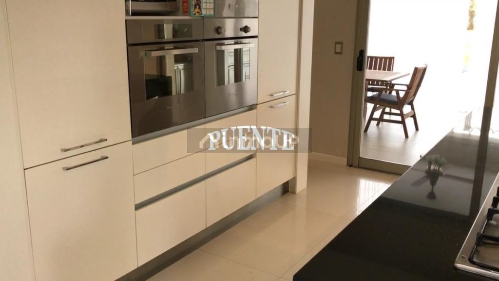 Casa en Venta en Esteban Echeverria, G.B.A. Zona Sur